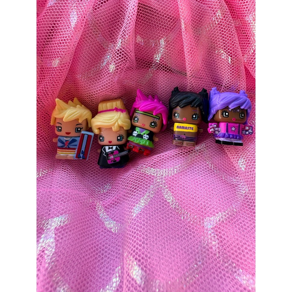 Spin Master My Mini MixieQs Figure Lot of 5 Surfer Musician Punk Namaste Star